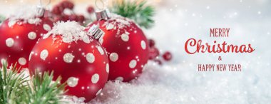 Mutlu Noeller ve mutlu yıllar, tebrik kartı geçmişi. Seçici odaklanma. Tatiller