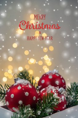 Mutlu Noeller ve mutlu yıllar, tebrik kartı geçmişi. Seçici odaklanma. Tatiller