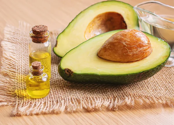 Avocado Avocado Olie Houten Ondergrond Selectieve Focus Food — Stockfoto