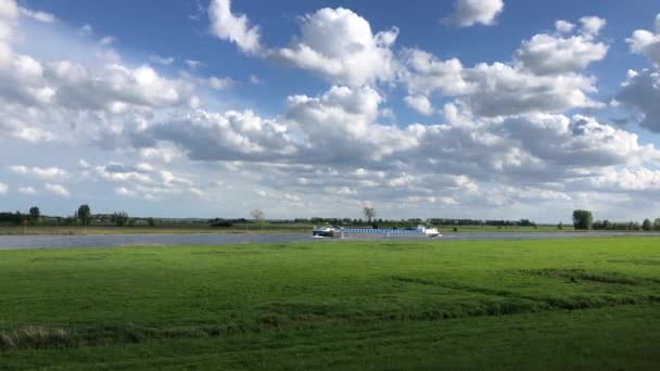 Buque Carga Río Ijssel Los Países Bajos — Vídeo de stock