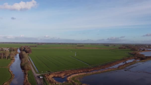 Aerial Pan Från Jordbruksmark Runt Sjön Sneekermeer Friesland Nederländerna — Stockvideo