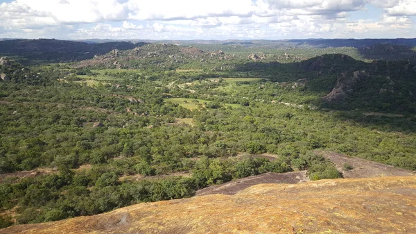 Zimbabwe Deki Matobo Ulusal Parkı Ndaki Dağ Manzarası — Stok fotoğraf