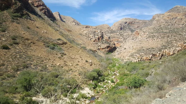 Güney Afrika 'daki Swartberg Geçidi Sahnesi