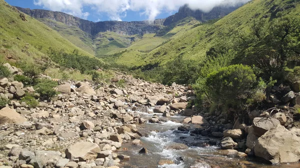 Řeka Pohoří Drakensberg Jižní Africe — Stock fotografie