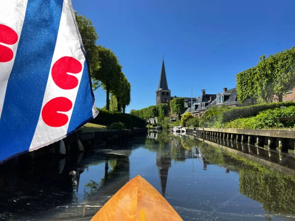 Kanovaren Door Het Kanaal Ijlst Met Een Friese Vlag Friesland — Stockfoto
