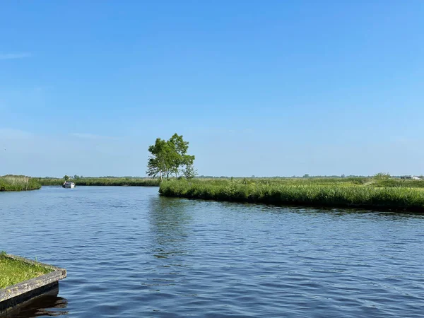 Barco Canal Parque Nacional Alde Feanen Frisia Países Bajos — Foto de Stock
