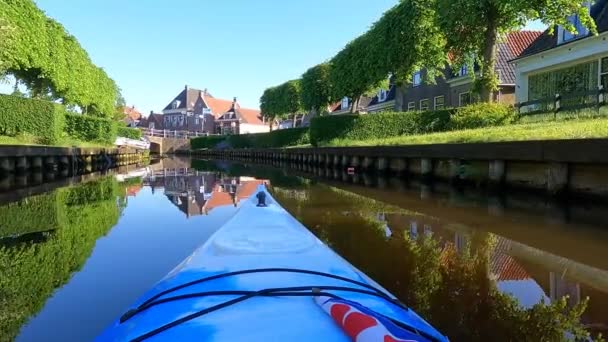 Canotaje Canal Través Ijlst Frisia Países Bajos — Vídeos de Stock