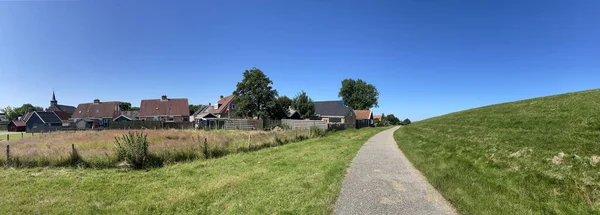 Blick Vom Dorf Moddergat Hinter Einem Deich Friesland Die Niederlande — Stockfoto