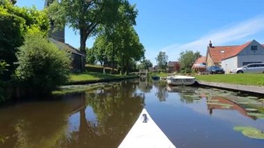 Hollanda, Friesland 'da Oppenhuizen' de kano gezisi.