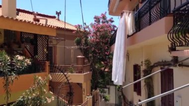 Yunanistan 'ın Kavala kentinin sokaklarında çamaşırhane