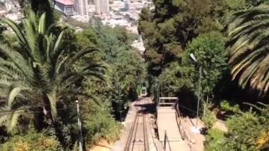 Santiago de Chile 'deki San Cristobal Hill' den iniyoruz.