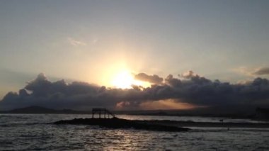 Isabela 'da gün batımı, Galapagos Adaları, Ekvador