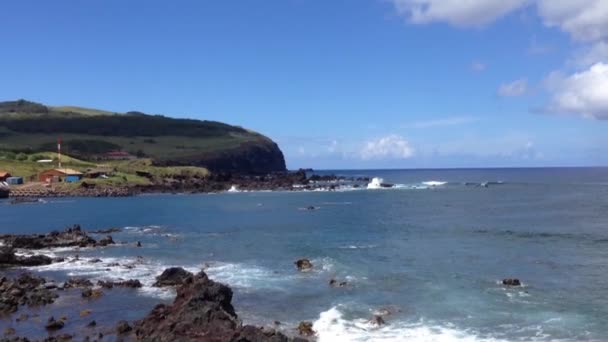 Küste der Osterinsel Rapa Nui — Stockvideo