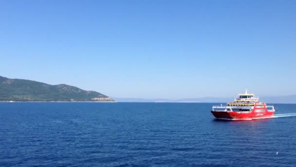 Ferry going to Thassos Greece — Stock Video