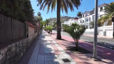 Las Palmas de Gran _ Canaria 'nın eski kasabası Vegueta' ya doğru yürüyorum.