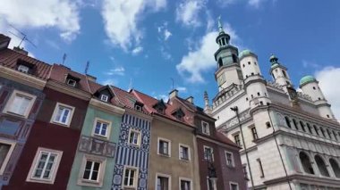 Polonya 'daki Poznan Belediye Binası' ndan Pan.