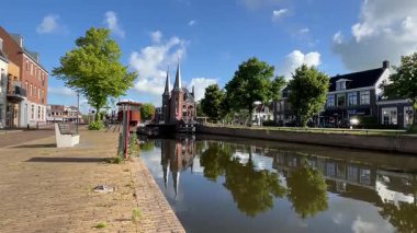 Hollanda 'daki Sneek Friesland' daki su havuzu.