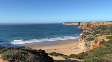 Sagres Portekiz 'deki Cape St. Vincent civarındaki Beliche plajı