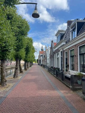 Kasabadan geçen yol Balk Friesland Hollanda