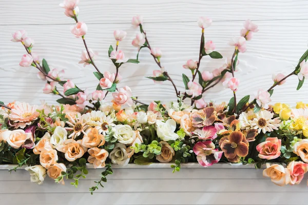 Bakgrund av vintage vackra blommorna i färgglada — Stockfoto