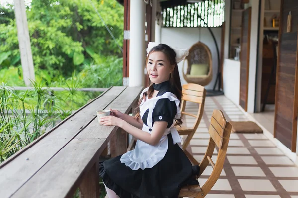 Japansk stil maid cosplay söt tjej — Stockfoto