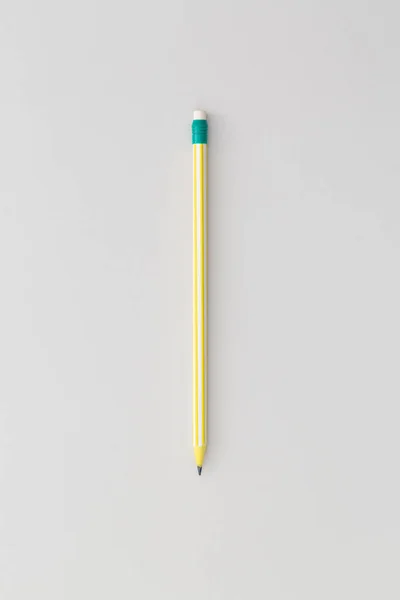 Ceruza Szürke Háttérrel Első Látásra Lapos Fekvés Vissza Iskolába — Stock Fotó