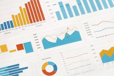 İş grafikleri ve çizelgeleri masada. Mali kalkınma, Bankacılık Hesabı, İstatistikler