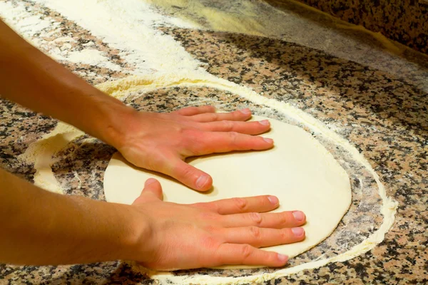 Preparing Pizza — Stock Photo, Image