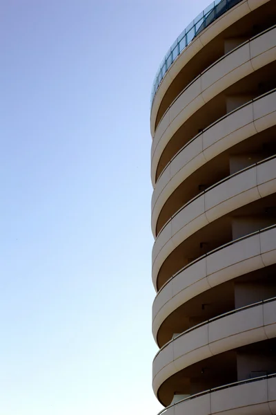 Çok katlı otopark.