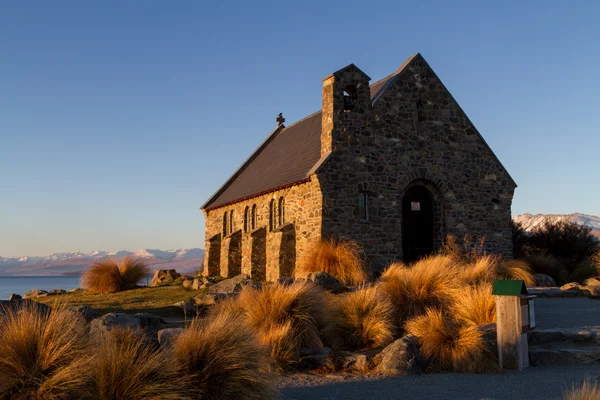 ニュージーランドのテカポ湖近く良い羊飼いの教会. ストック画像