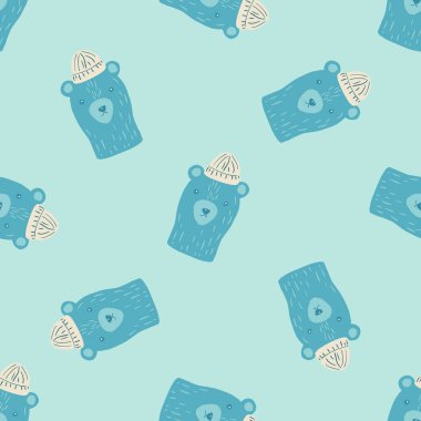 Şapka takan mavi ayı kafalı, çocuksu, kusursuz çizgi film deseni. Rastgele hayvan izleri. Mevsimlik tekstil baskıları, kumaş, afişler, arkaplanlar ve duvar kağıtları için vektör illüstrasyonu.