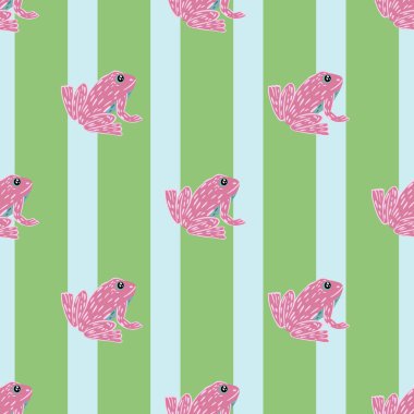 Pembe karalama kurbağa süsüsüyle dekoratif, pürüzsüz desen. Çizgili yeşil arka plan. Parlak tasarım. Tekstil, kumaş, hediye paketi, duvar kağıtları için düz vektör baskısı. Sonsuz illüstrasyon.