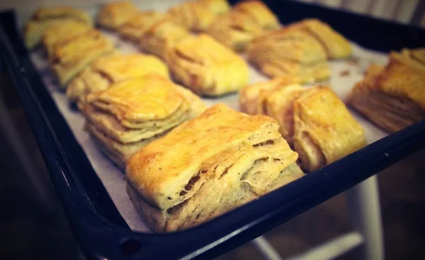 Pastel de crujidos salados al horno . Imagen de archivo