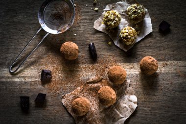 Çeşitli ev yapımı çikolata truffles