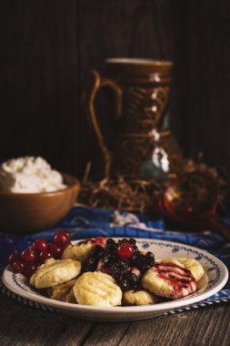 Reçel ile Lenivie vareniki