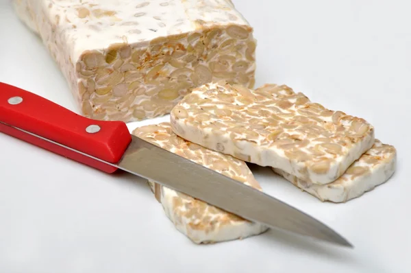 Taze Tempe kimden Endonezya