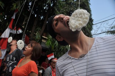 Yeme Cackers yarış