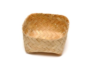 Bambu beyazından yapılmış geleneksel kaplar