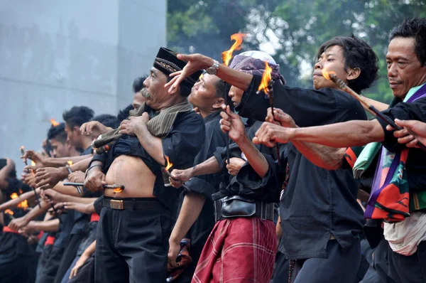 Banten Indonesia Agosto 2014 Partecipanti Stanno Facendo Azione Debus Banten — Foto Stock