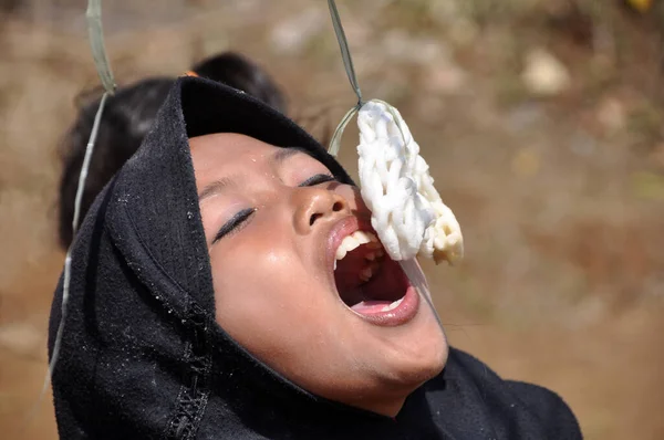 Ciamis Indonesia August 2019 Kerupuk Eating Competition Indonesia Independence Day — Stock Photo, Image