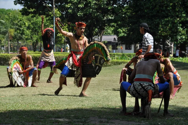 Yogyakarta Indonesien Oktober 2013 Jathilans Konstföreställning Prambanan Temple Park Yogyakarta — Stockfoto