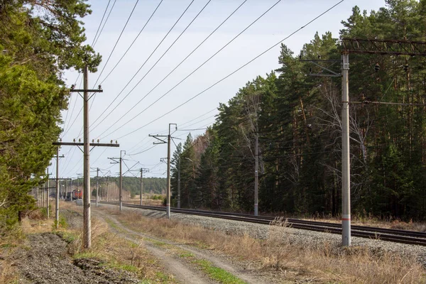 Polen Entlang Der Eisenbahn Gibt Masten Entlang Des Gleisbettes Und — Stockfoto