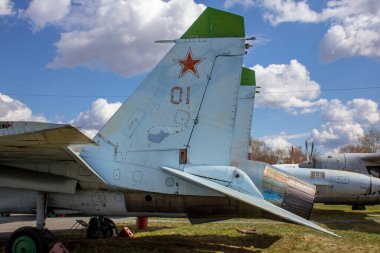 Açık hava havacılık müzesi. Uçak, avcı uçağı ve helikopterler Havacılık Müzesi 'nde..
