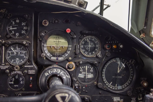 Painel Avião Antigo Instrumentos Interruptores Cockpit Avião Antigo — Fotografia de Stock