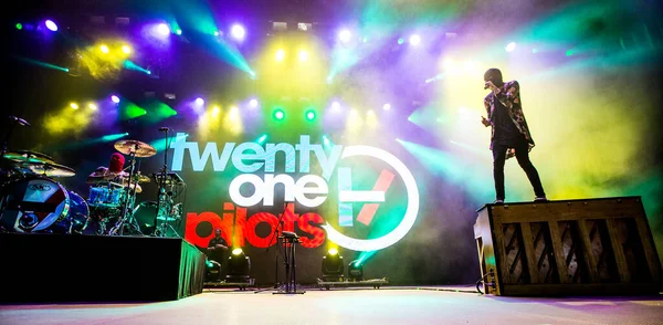 Twenty One Pilots Performing Stage Music Festival — Stock Photo, Image