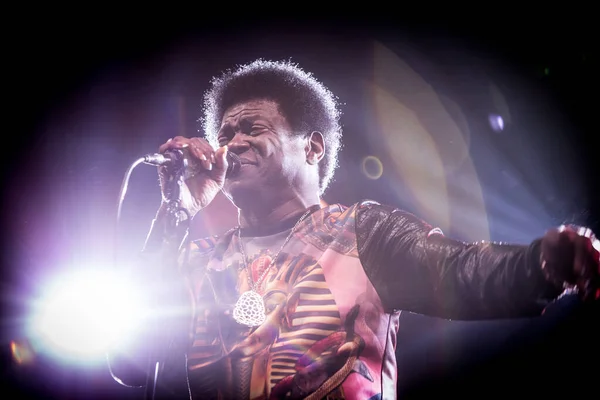 Charles Bradley Apresentando Palco Durante Festival Música — Fotografia de Stock