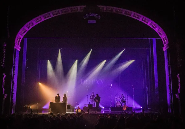 Dotan Carre Müzik Festivalinde Sahnede Performans Sergiliyor — Stok fotoğraf