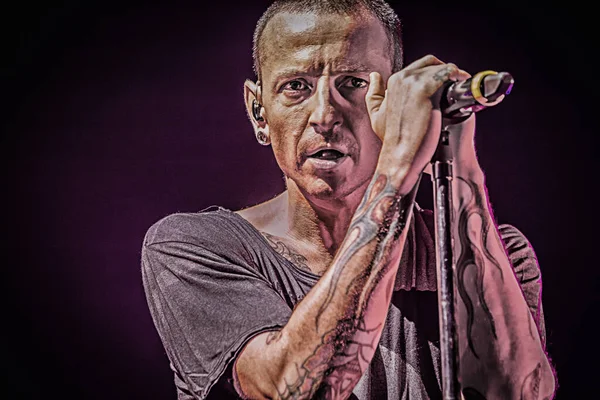 Linkin Park Müzik Festivalinde Sahnede Performans Sergiliyor — Stok fotoğraf