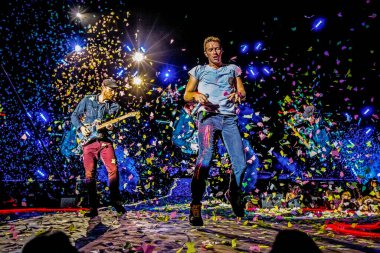Coldplay performing at Malieveld music festival