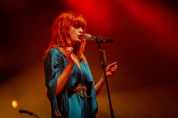 Florence Machine Sur Scène Lors Concert Musique — Photo
